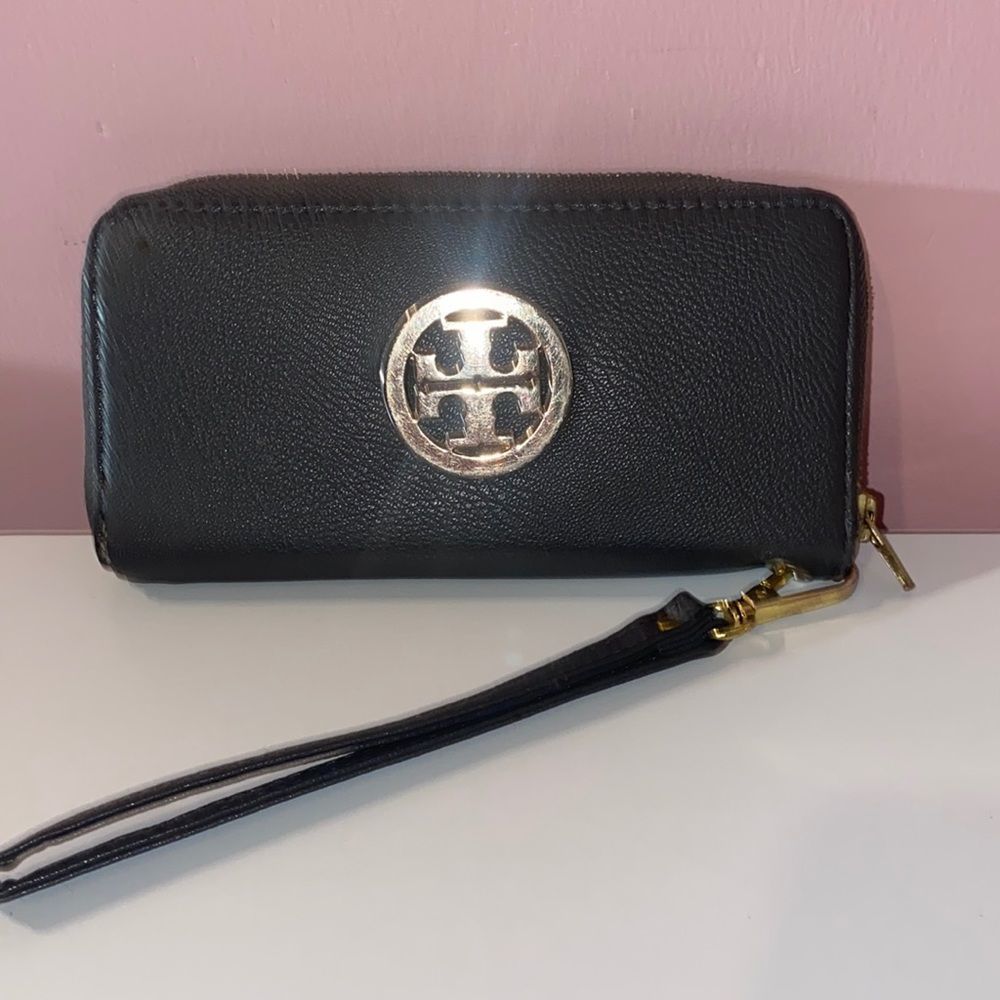 Gray Wallet With Wrist Strap